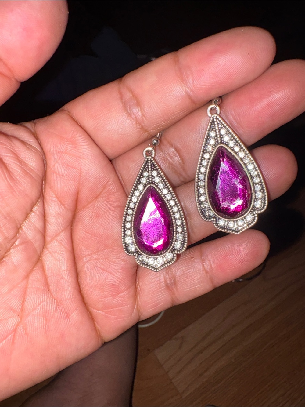Vintage-Style Teardrop Fuchsia Stone Dangle Earrings
